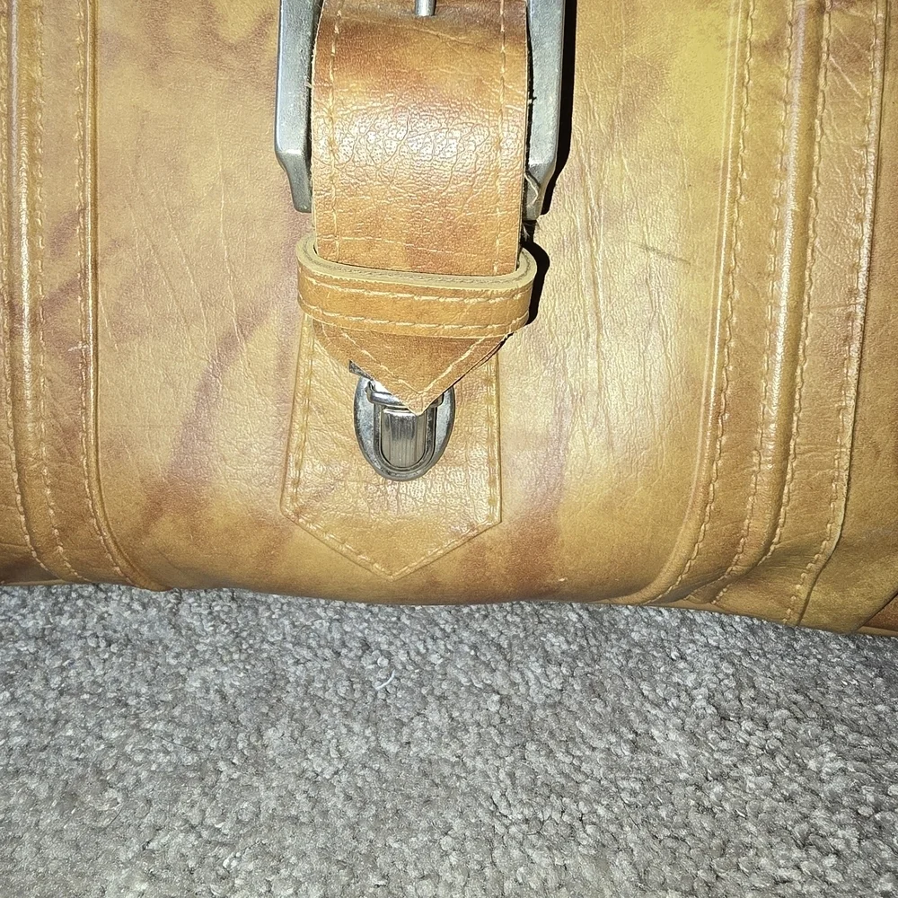 Vintage American Tourister 9011 shoulder tote color Palomino Purse Traveler